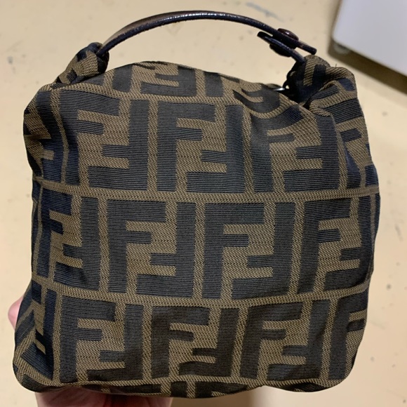 Vintage Fendi Zucca Print handbag - Picture 2 of 16